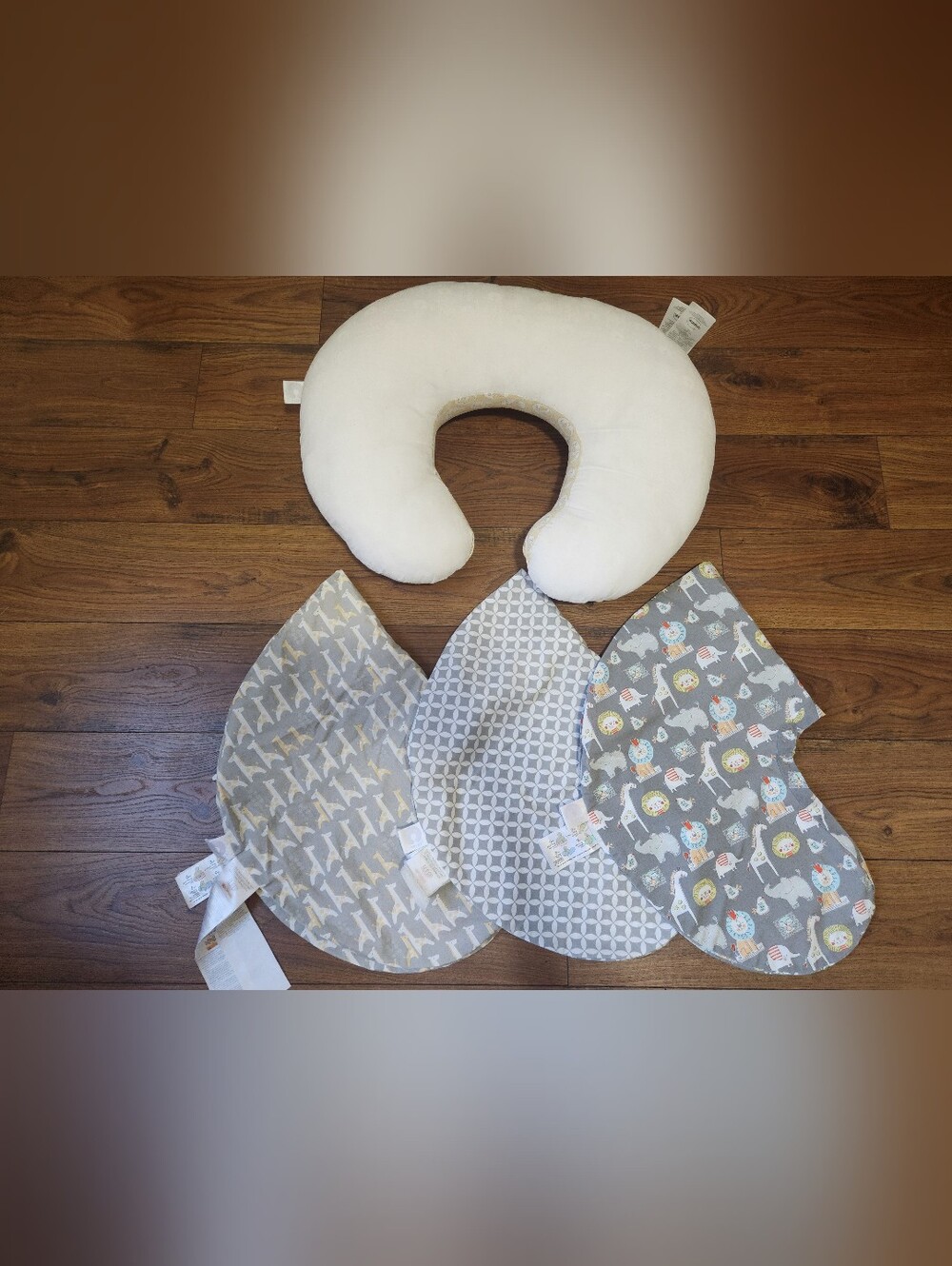 Boppy Pillow With 3 Covers